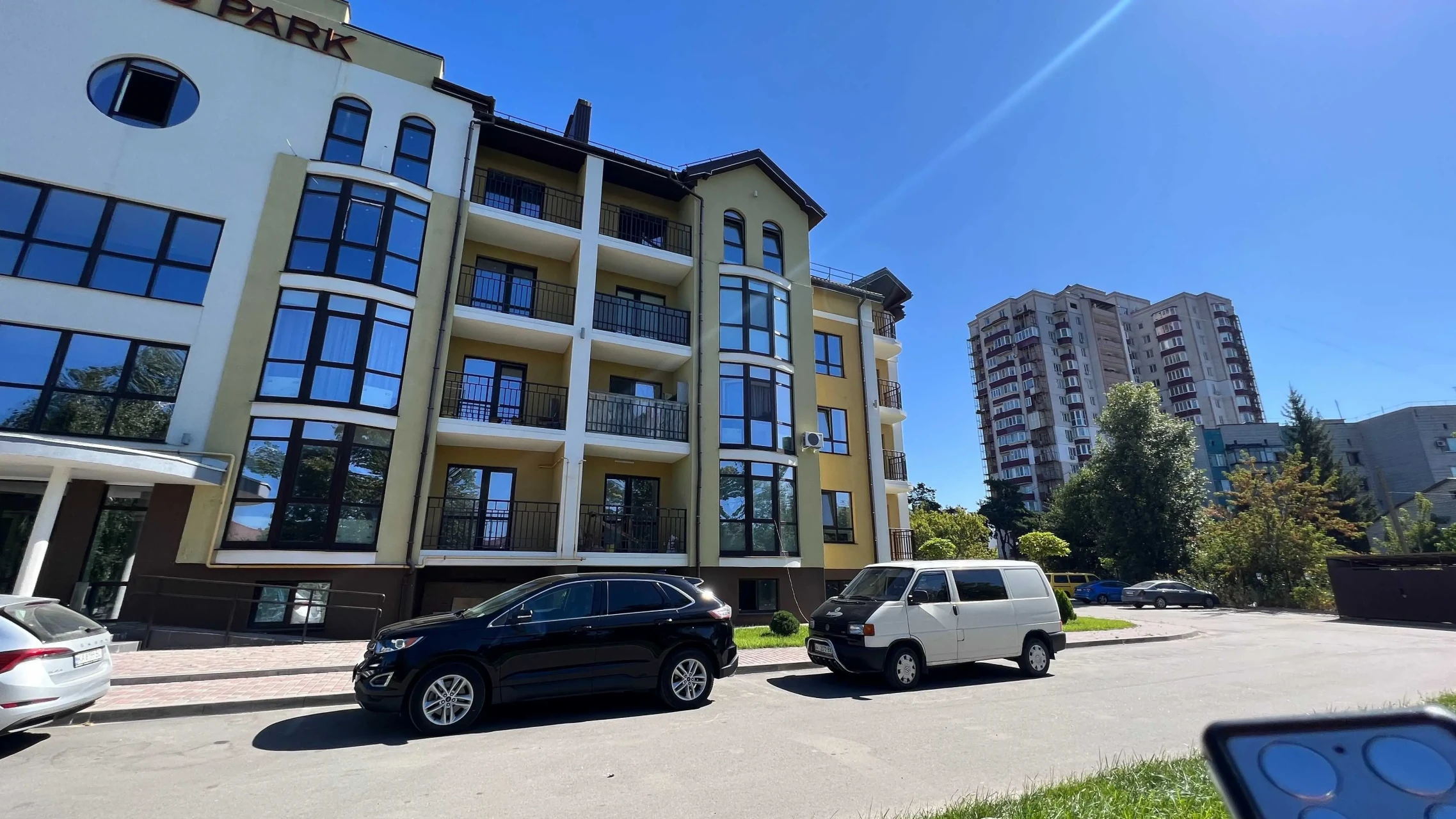 Продажа 3к квартиры на Фельдмана 5