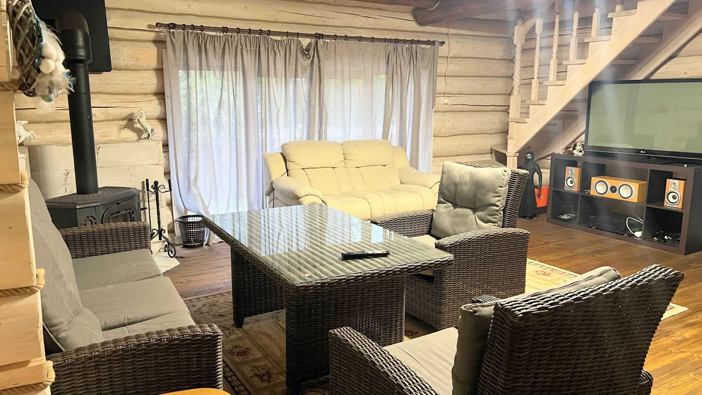 Продажа 2к дома на Лісова поляна 21