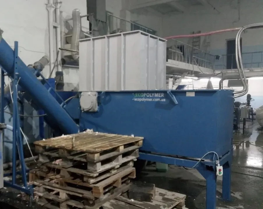 Шредер Shark ES15.2 (55 кВт) - роторный для полимеров и др. материалов 2