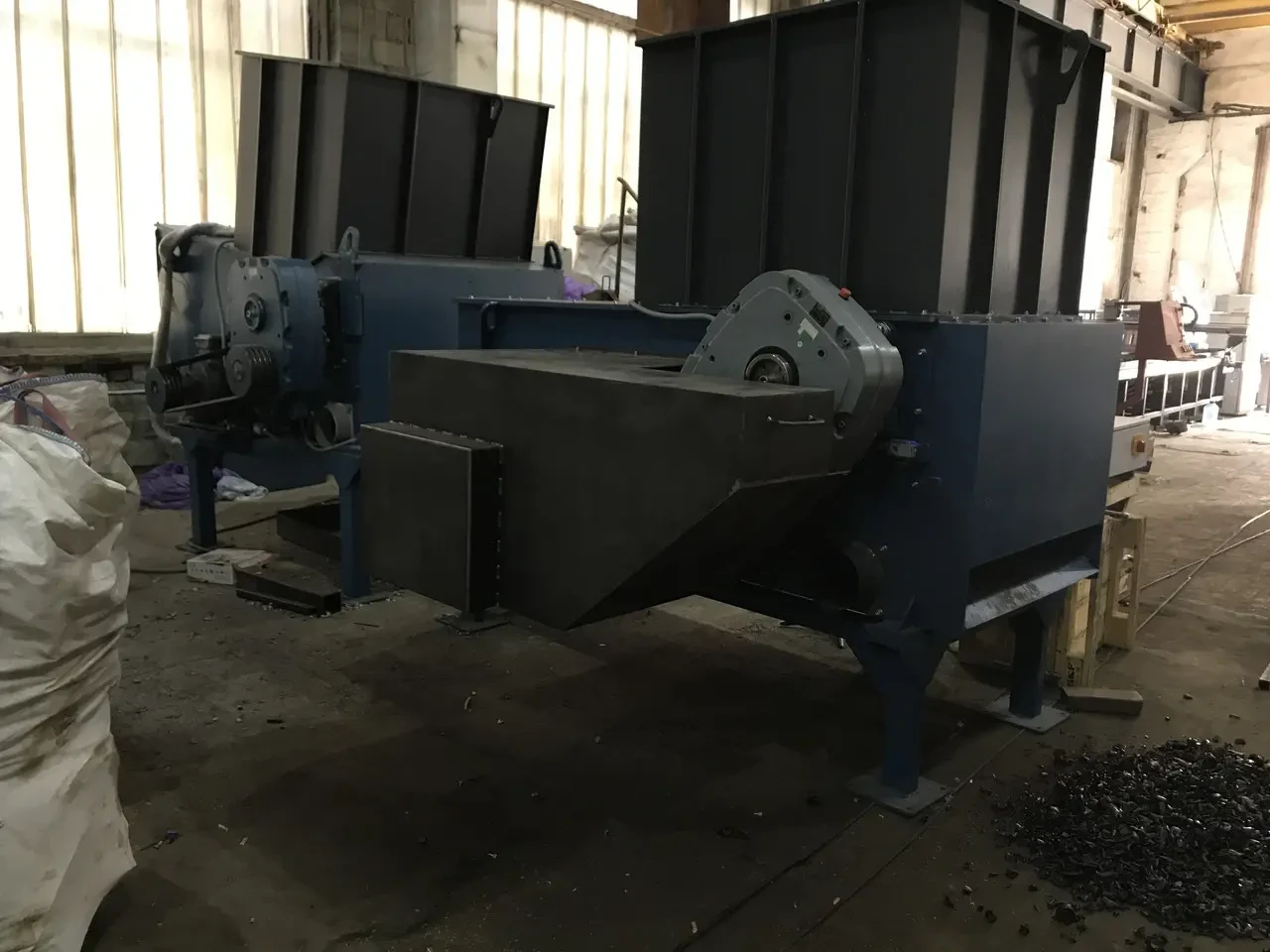 Шредер для дерева (поддонов, паркета, веток, мебели и т.д.) 6