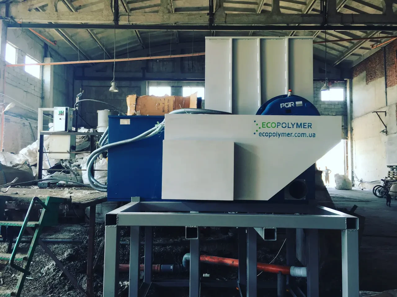 Шредер для дерева (поддонов, паркета, веток, мебели и т.д.) 7