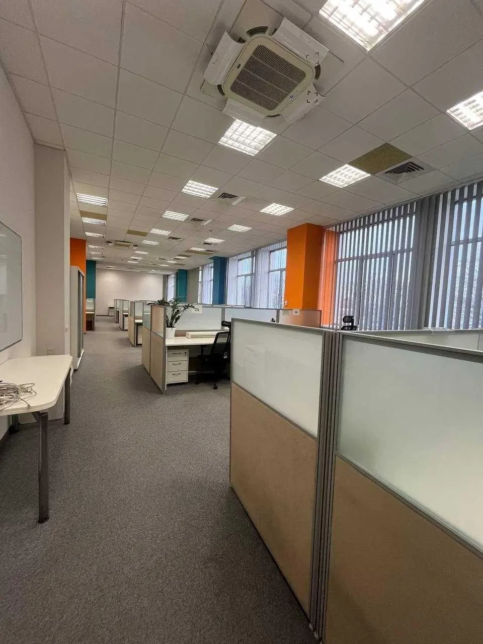 Сдам офисное помещение Київ, Радищева вул. 4