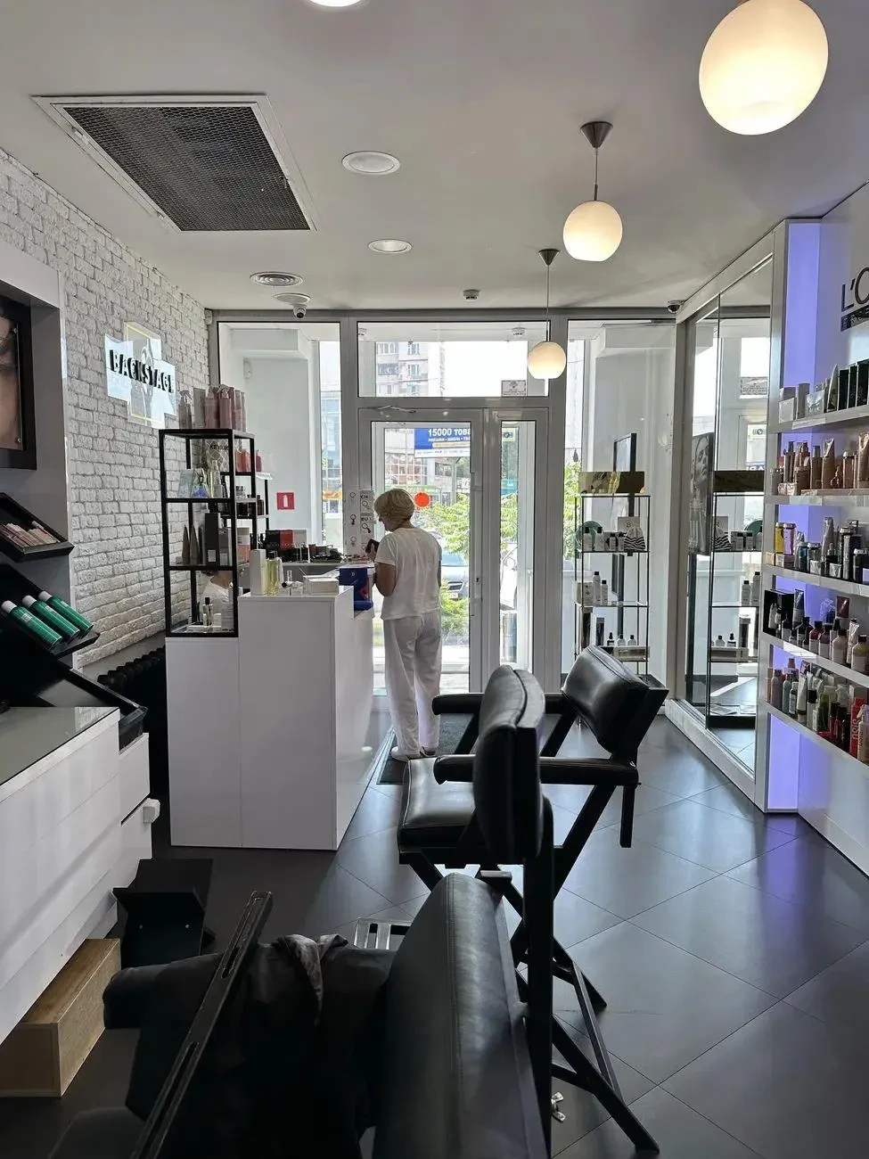 Сдам салон красоты Київ 3