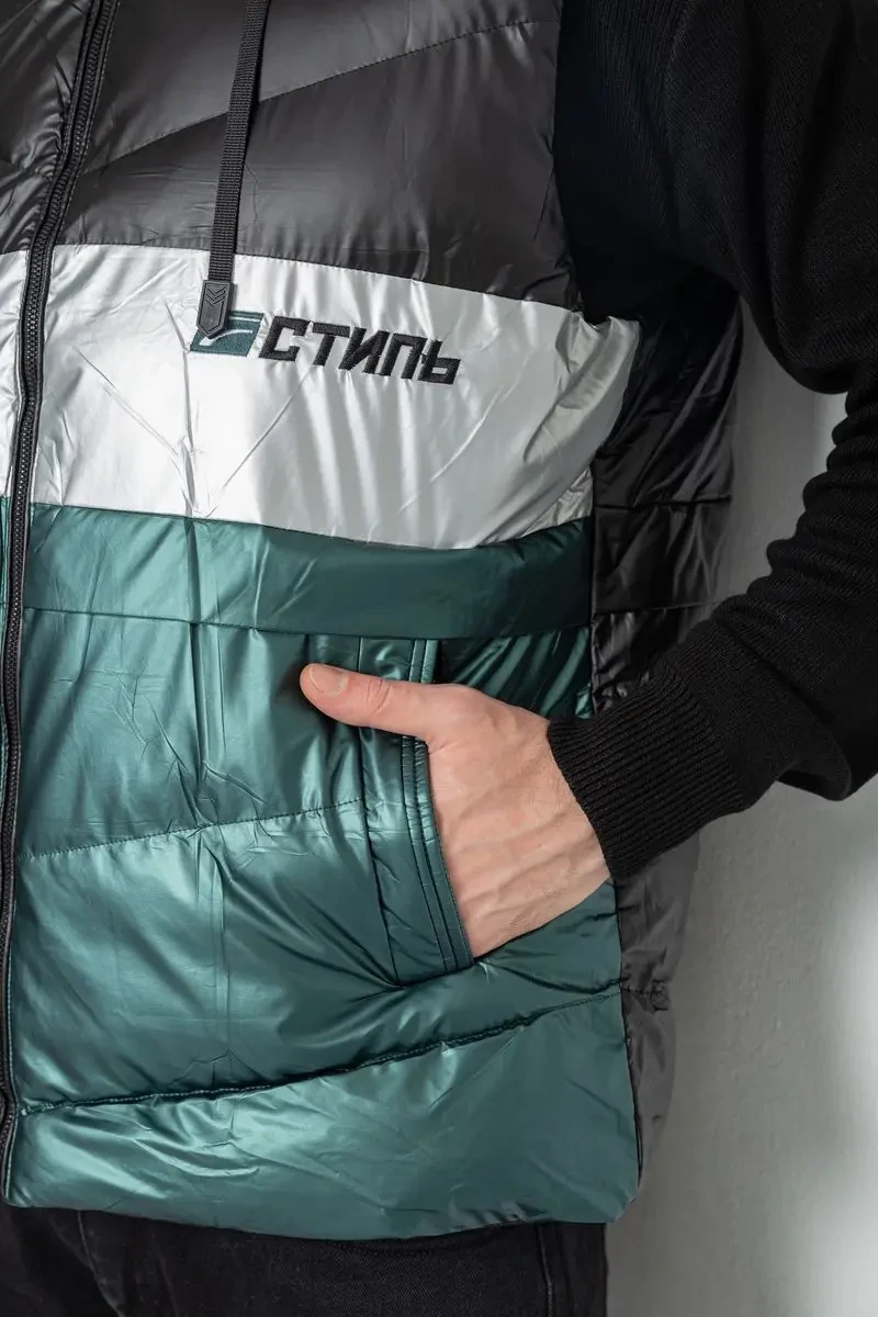 Жилетка чоловіча демісезонна, колір чорно-зелений, 244R990013 5