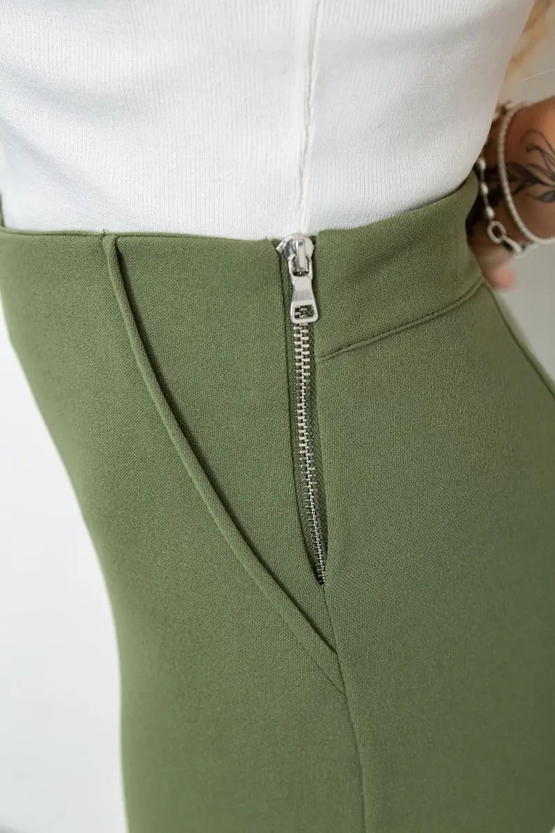 Штани жіночі однотонні, колір темно-оливковий, 244R251 5