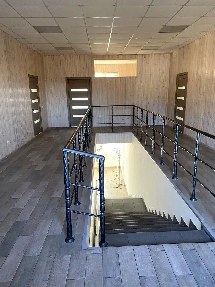 Сдам офисное здание Київ, Лауреатська вул. 4