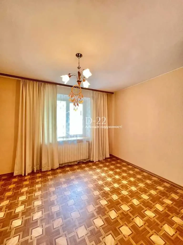 3-к квартира Київ, Дарницький, Братства Тарасівців вулиця 12/37 7