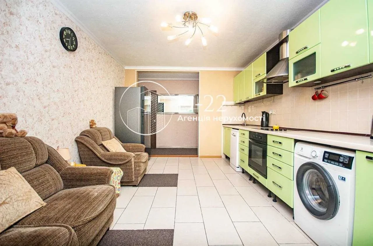 3-к квартира Київ, Голосіївський, Науки 86