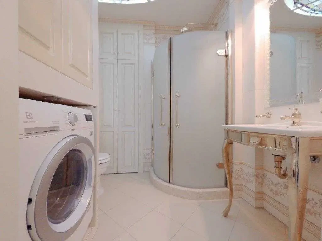 4-к квартира Київ, Печерський, Інститутська 18 18