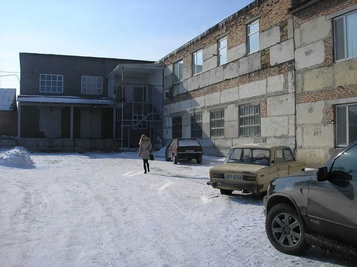 виробничі приміщення Вільнянський, Вільнянськ, переулок алровский 4