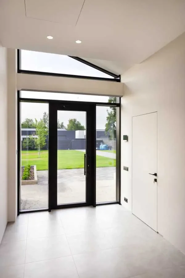 4-к будинок Обухівський, Нові Безрадичі, Нова 19