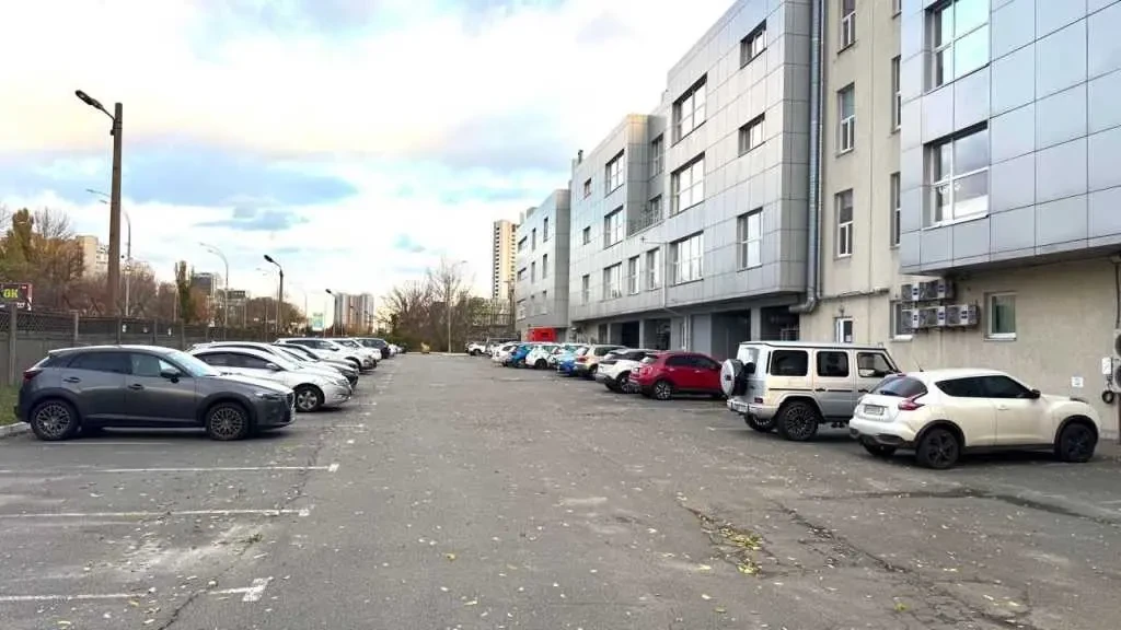 приміщення, будівлі Київ, Дніпровський, Раїси Окіпної 8б 6