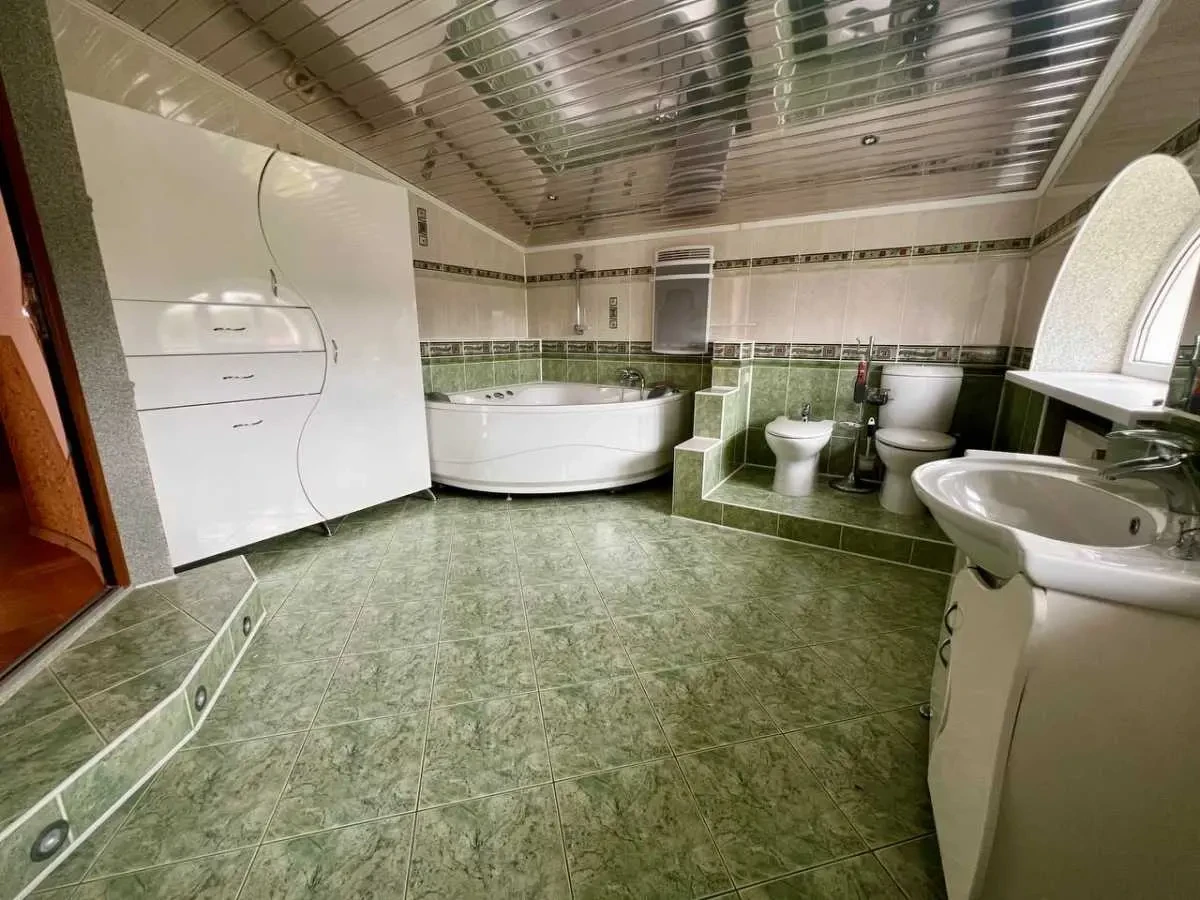 5-к будинок Дрогобицький, Раневичі, Садова 1 8