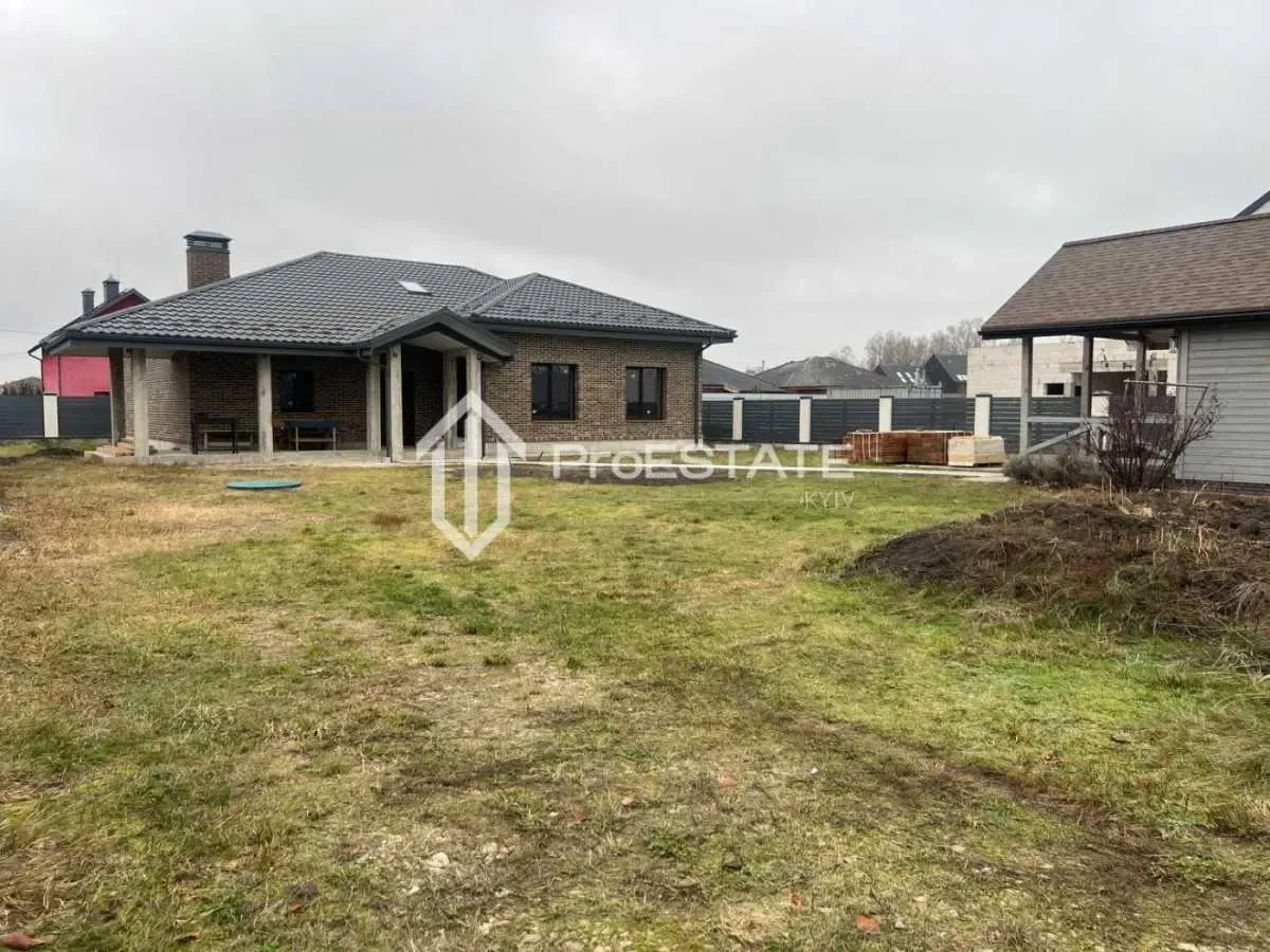 4-к будинок Вишгородський, Осещина, Фіалкова 2