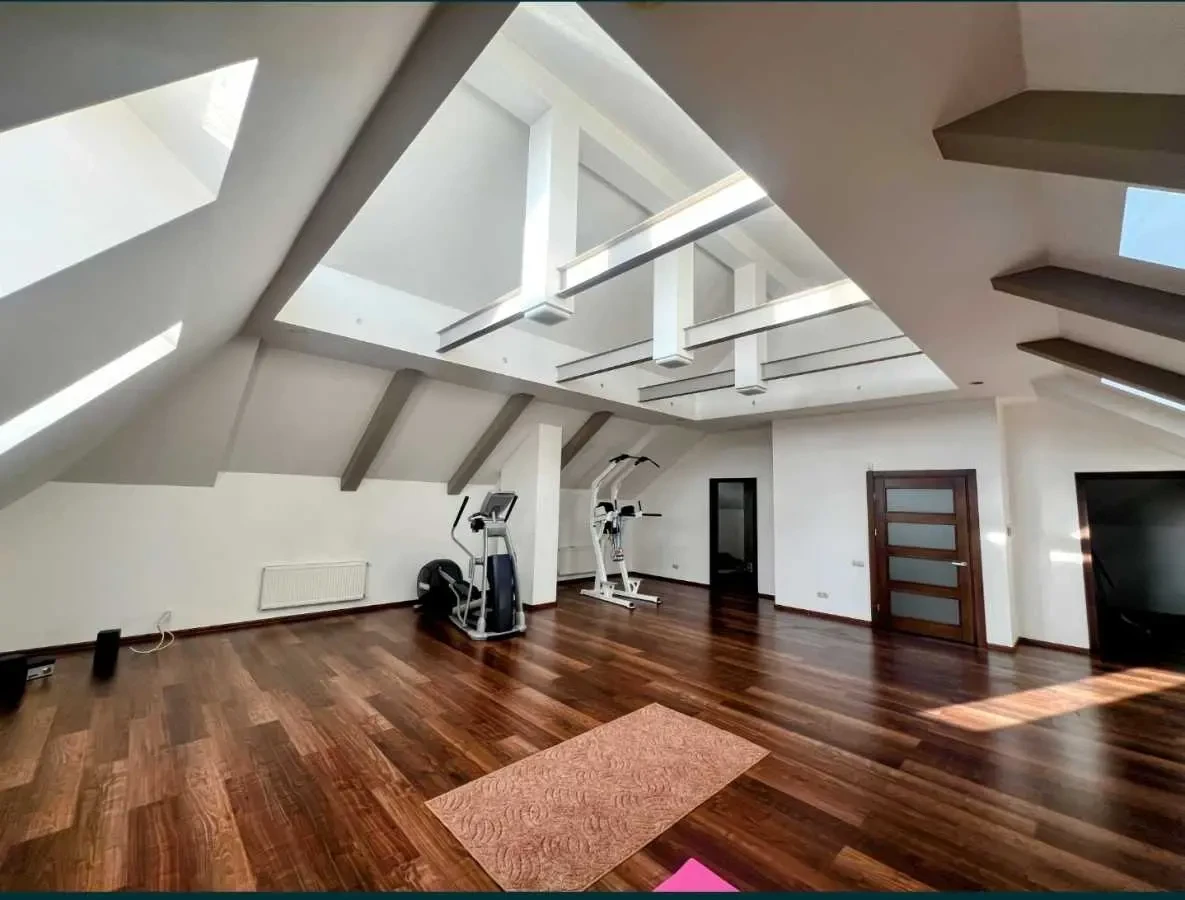 7-к будинок Бучанський, Бобриця, Шевченко 11