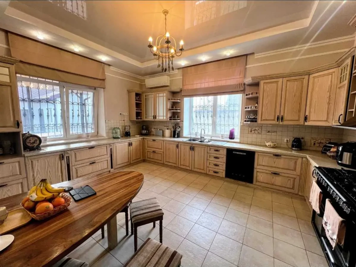 7-к будинок Бучанський, Бобриця, Шевченко