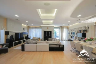 7-к будинок Київ, Печерський, Звіринецька