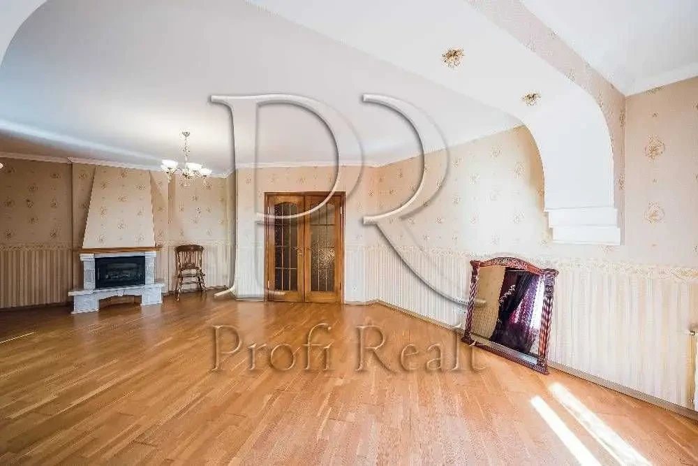 7-к будинок Бориспільський, Велика Олександрівка, Гагаріна вулиця 10