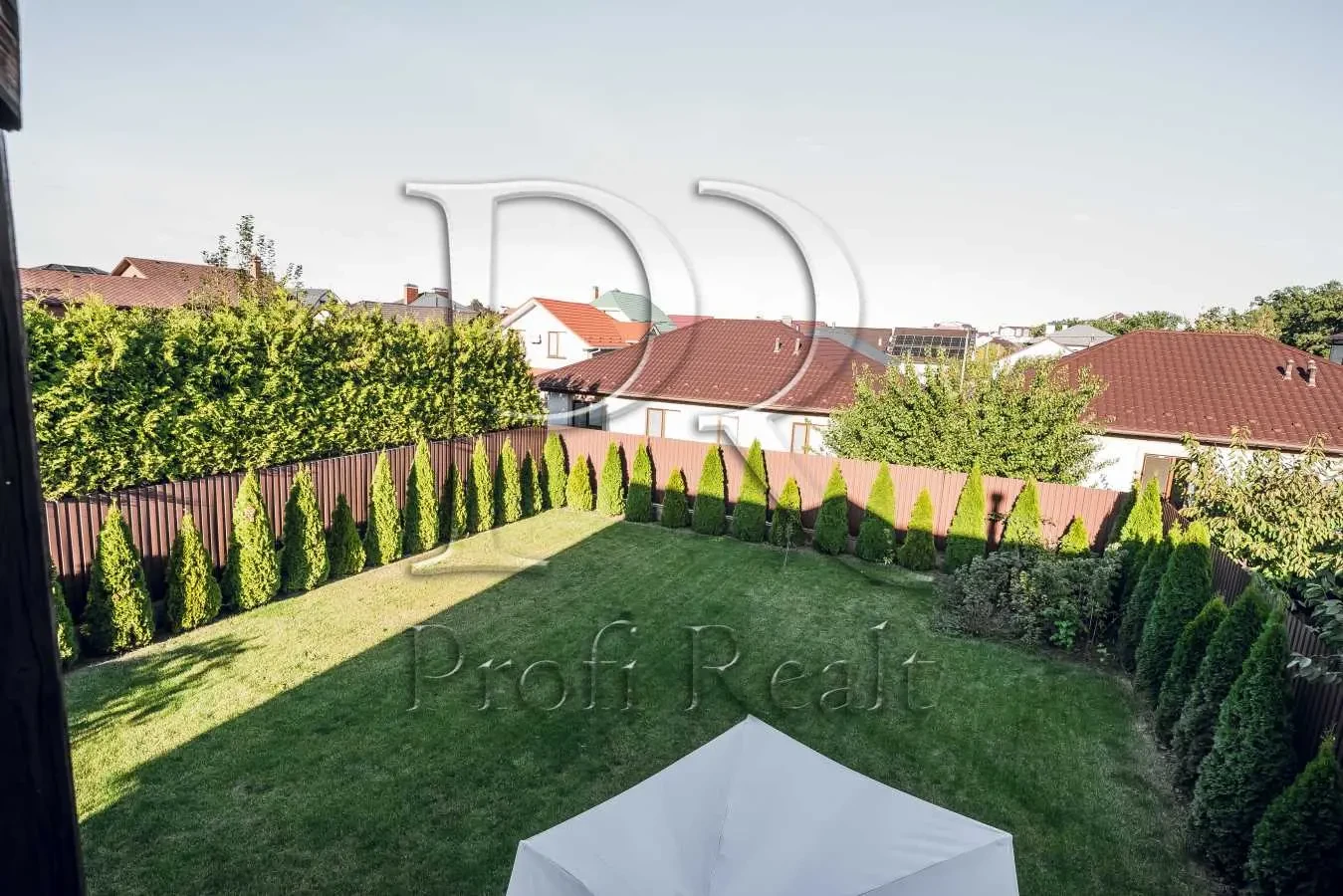 5-к будинок Бучанський, Петропавлівська Борщагівка, Макарівська вулиця 17