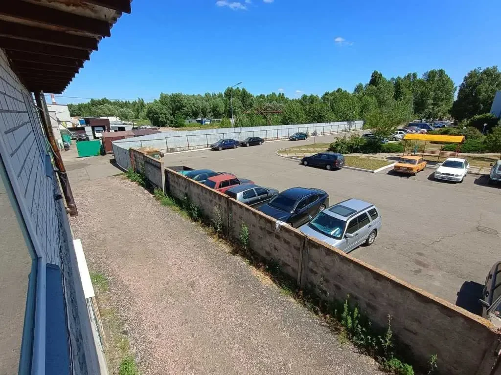 окремий гараж Київ, Деснянський, Пухівська 2 5