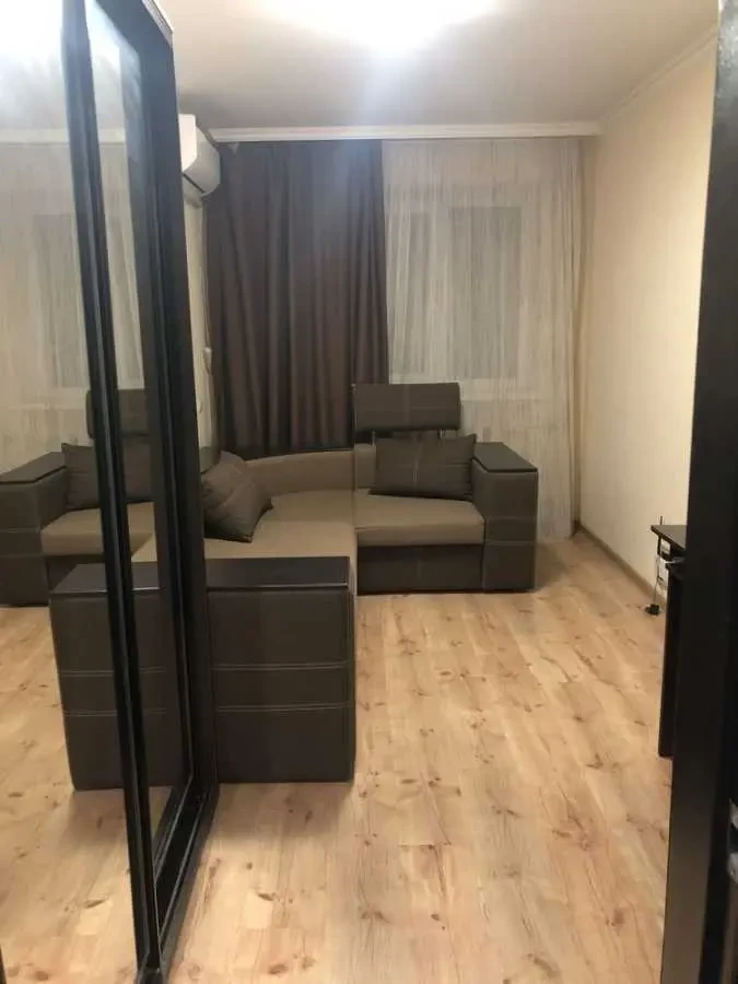 кімната Одеса, Хаджибейський, Инглези 20