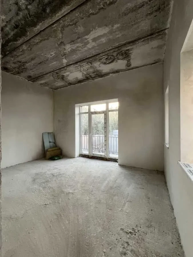 офісна будівля Бучанський, Ірпінь, Соборна 13