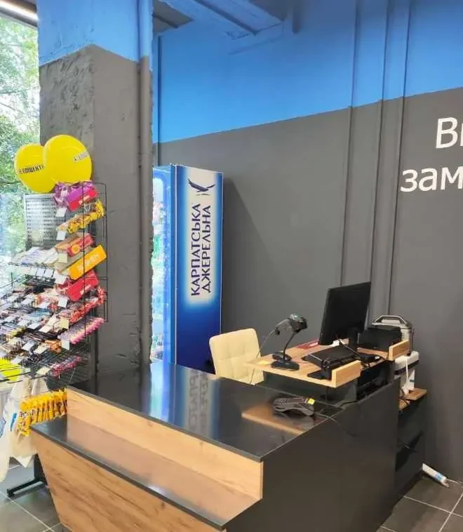 торгові площі Київ, Солом`янський, Чоколівський 37 9