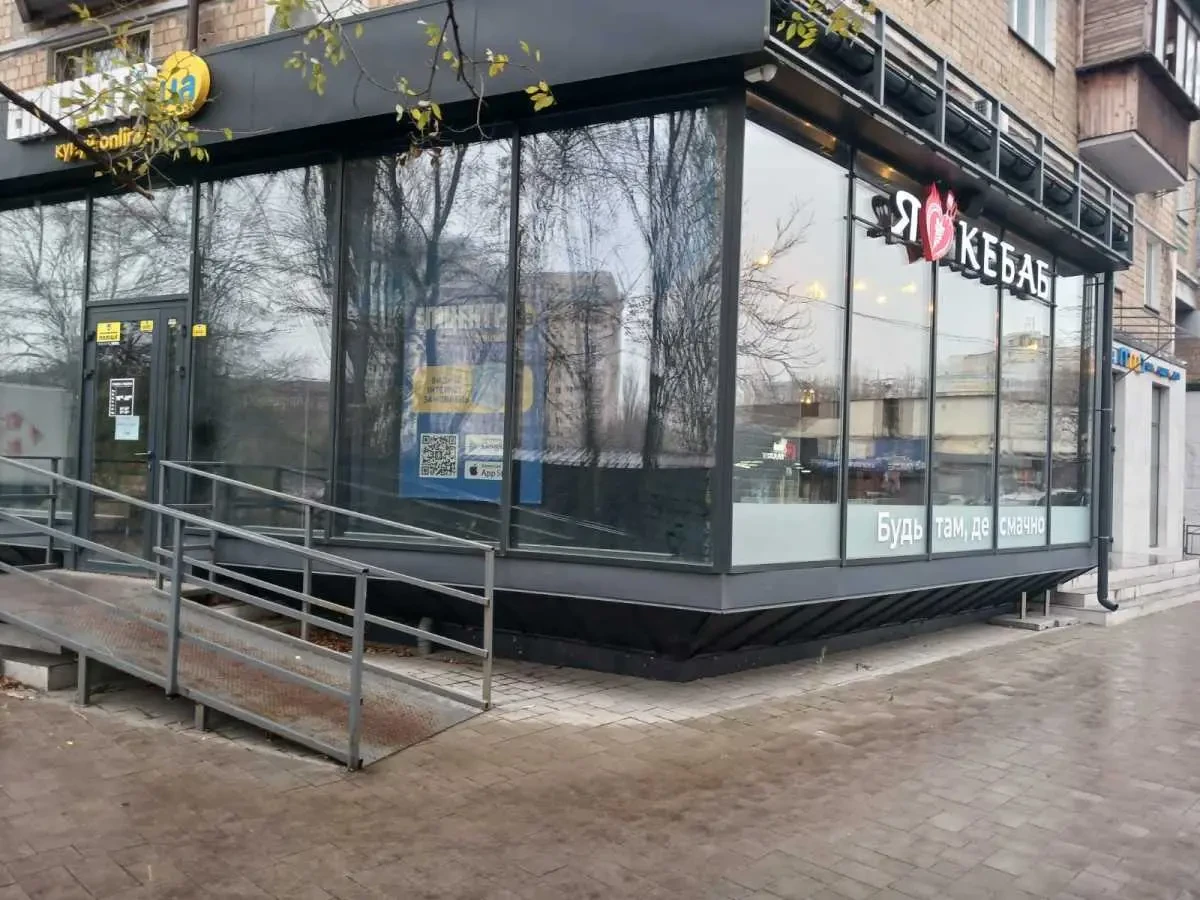 торгові площі Київ, Солом`янський, Чоколівський 37 5