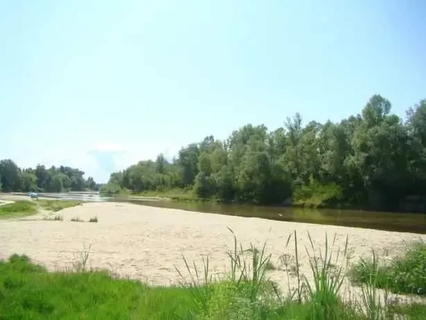 6-к будинок Броварський, Літки, Незалежности 19