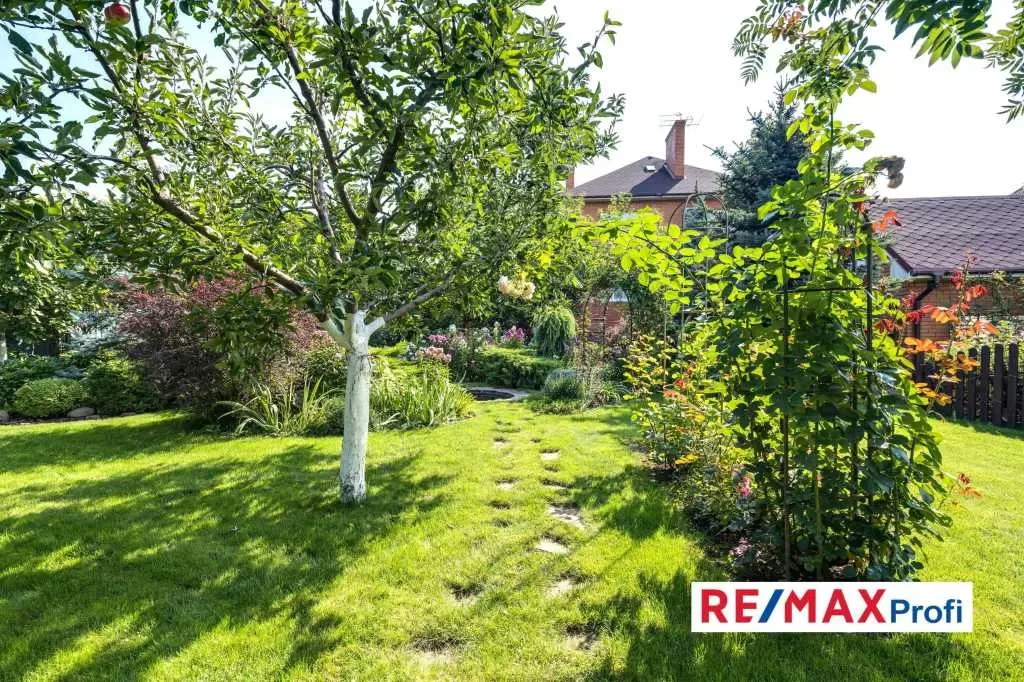 7-к будинок Фастівський, Глеваха, Освіти 4