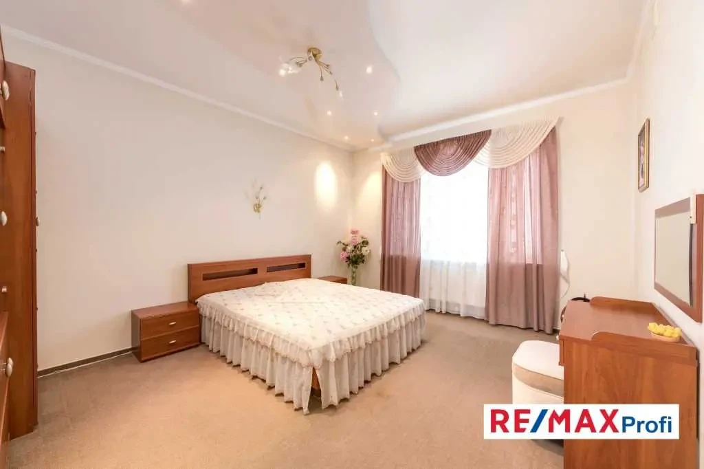 7-к будинок Фастівський, Глеваха, Освіти 12