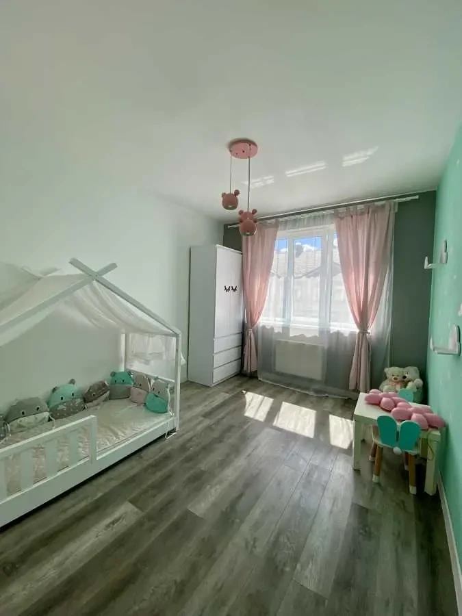 3-к квартира Бориспільський, Бориспіль, Ясна 16