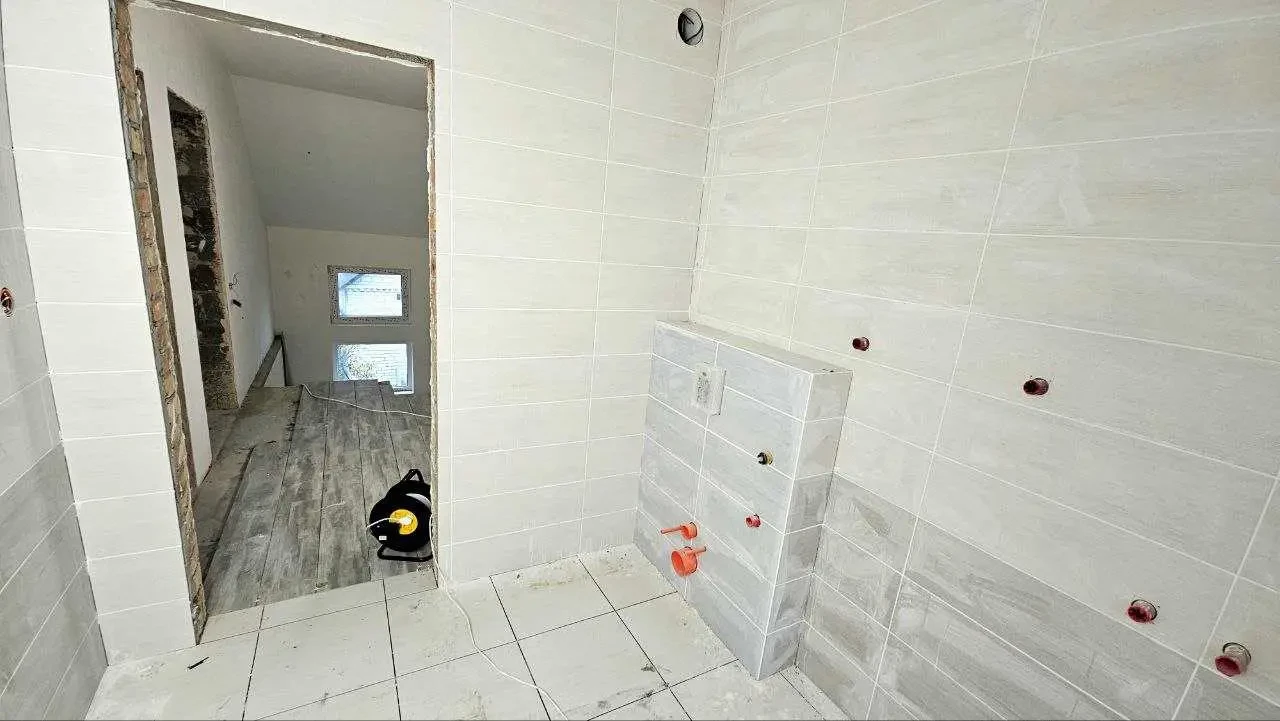 5-к будинок Бучанський, Ірпінь, Лінія 5 5 11