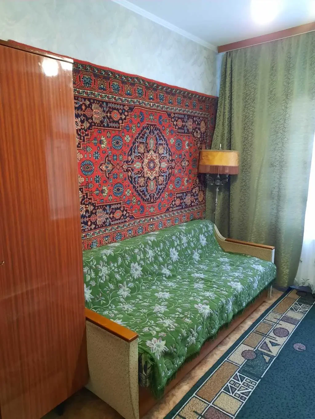 кімната Київ, Голосіївський, Дмитра Луценка 9 2