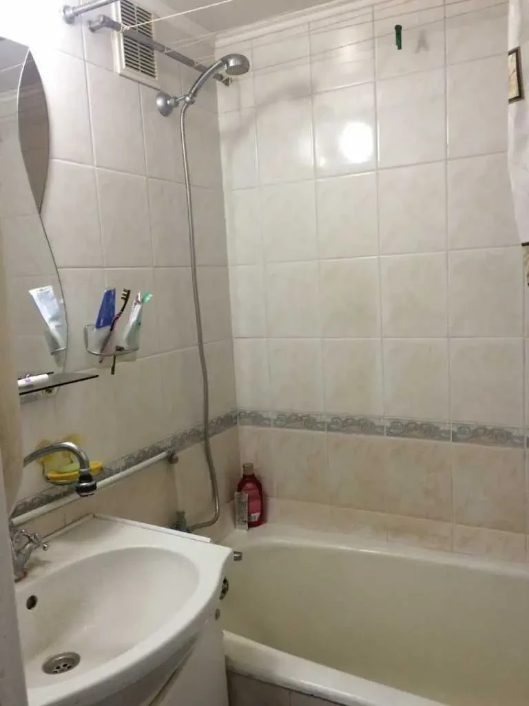 кімната Київ, Голосіївський, Дмитра Луценка 9 4