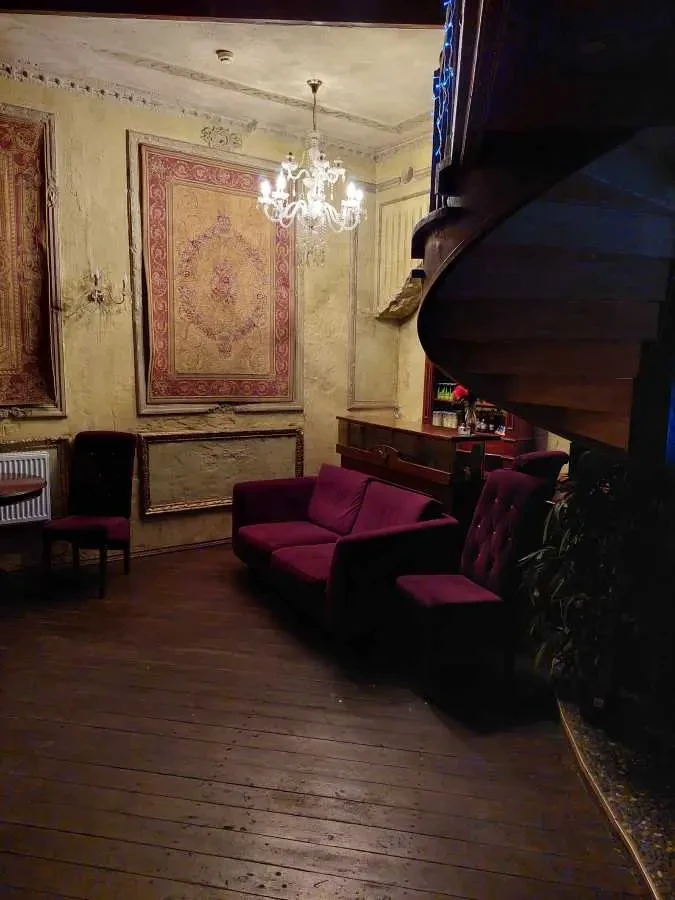 кафе, бар, ресторан Луцьк, Рівненська 157 6