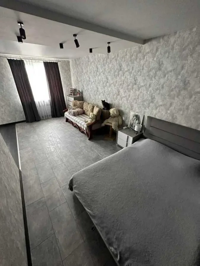 1-к квартира Рівне, Соборна 285 2