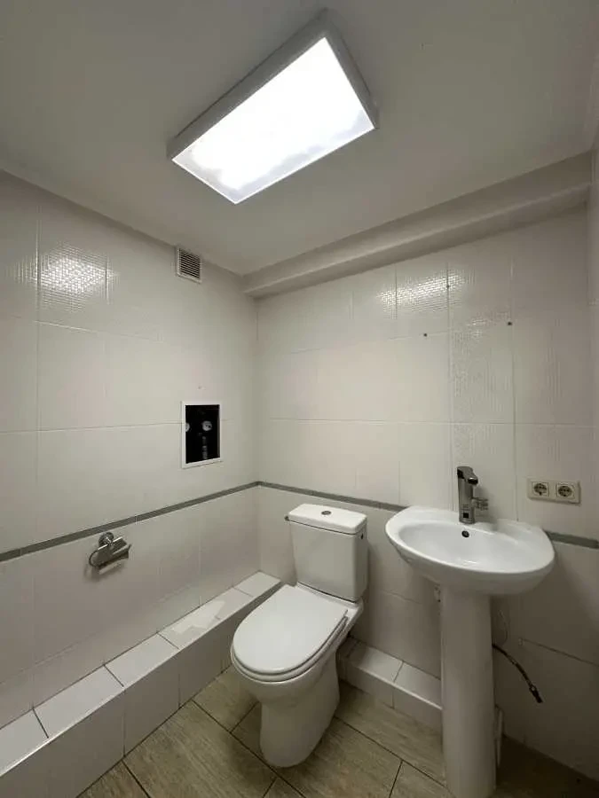 приміщення, будівлі Київ, Печерський, Щорса 32Г 15