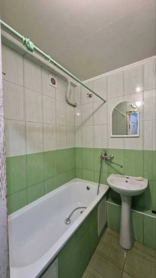 2-к квартира Одеса, Пересипський, Жолио Кюри 24а 6