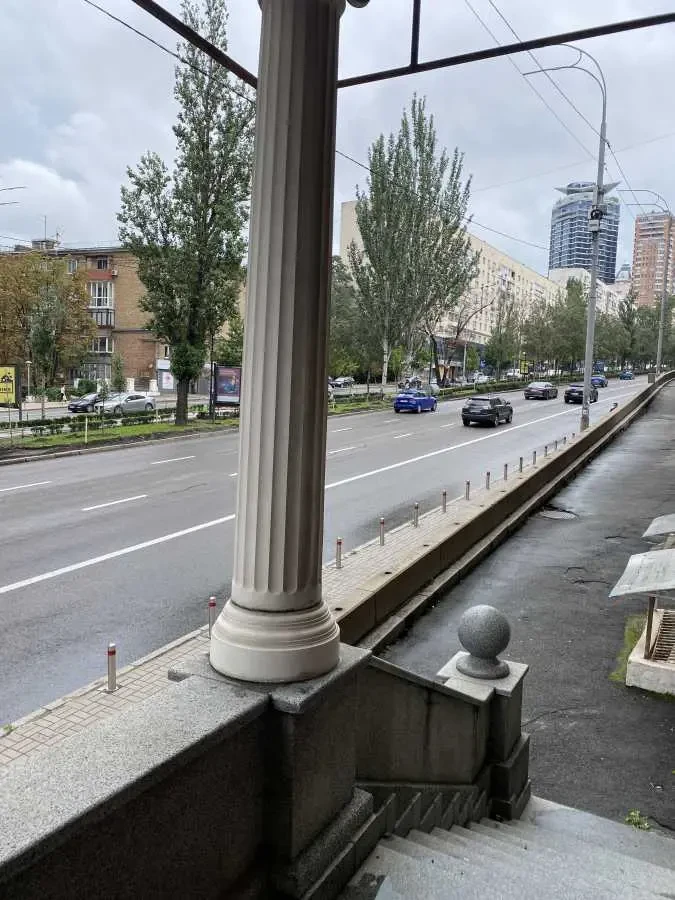 офісне приміщення Київ, Печерський, Лесі Українки 6 10