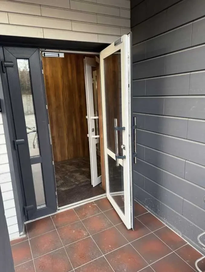 офісне приміщення Київ, Голосіївський, Костанайська 13 4