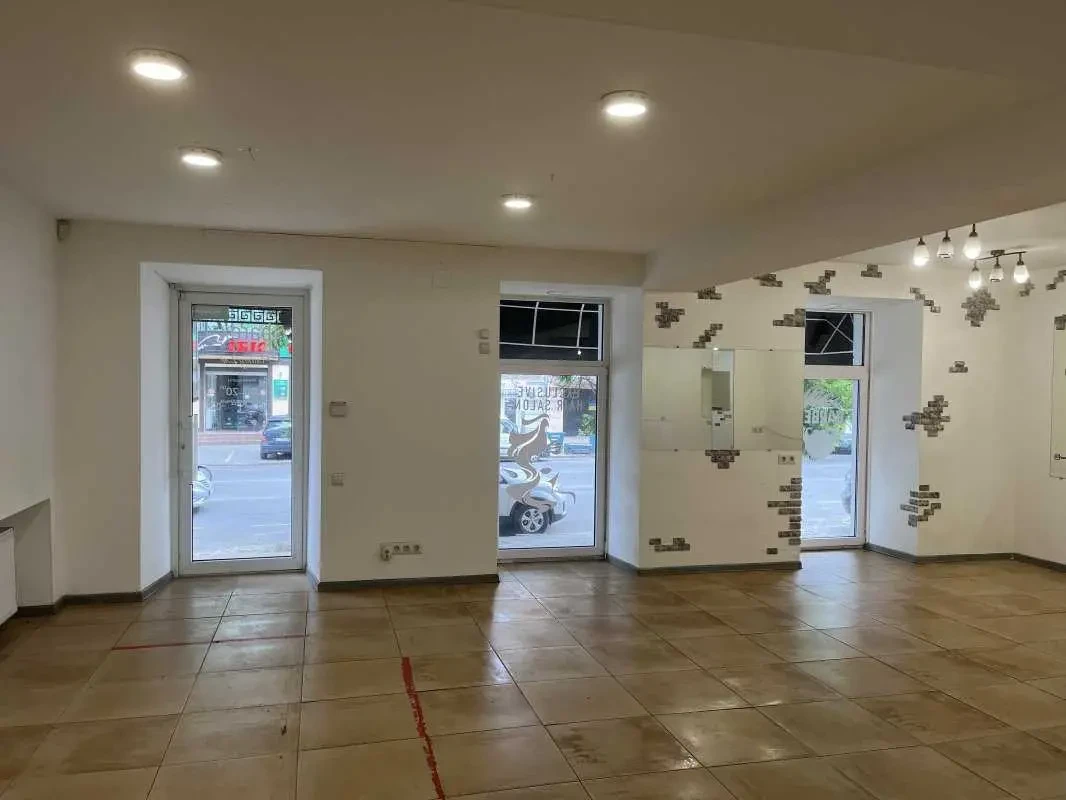 торгові площі Одеса, Приморський, Большая арнаутская 50 9