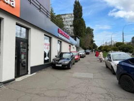 приміщення, будівлі Київ, Печерський, Дружби Народів 1