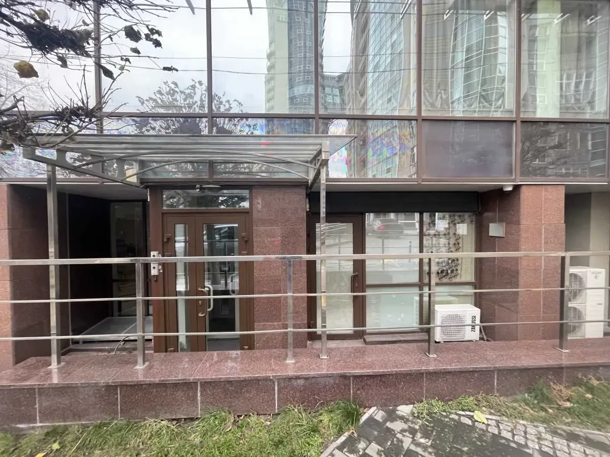 об’єкт сфери послуг Київ, Печерський, Звіринецька 47 2