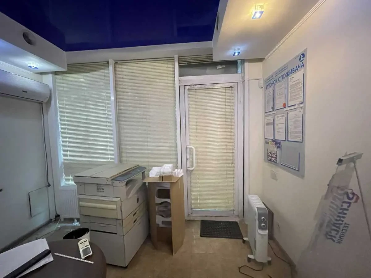 об’єкт сфери послуг Київ, Печерський, Звіринецька 47 9