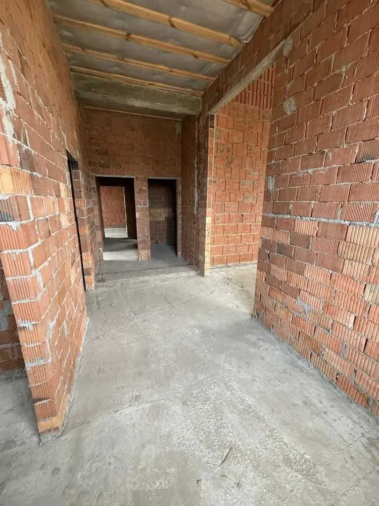 3-к будинок Броварський, Зазим`я, Монастирська 15