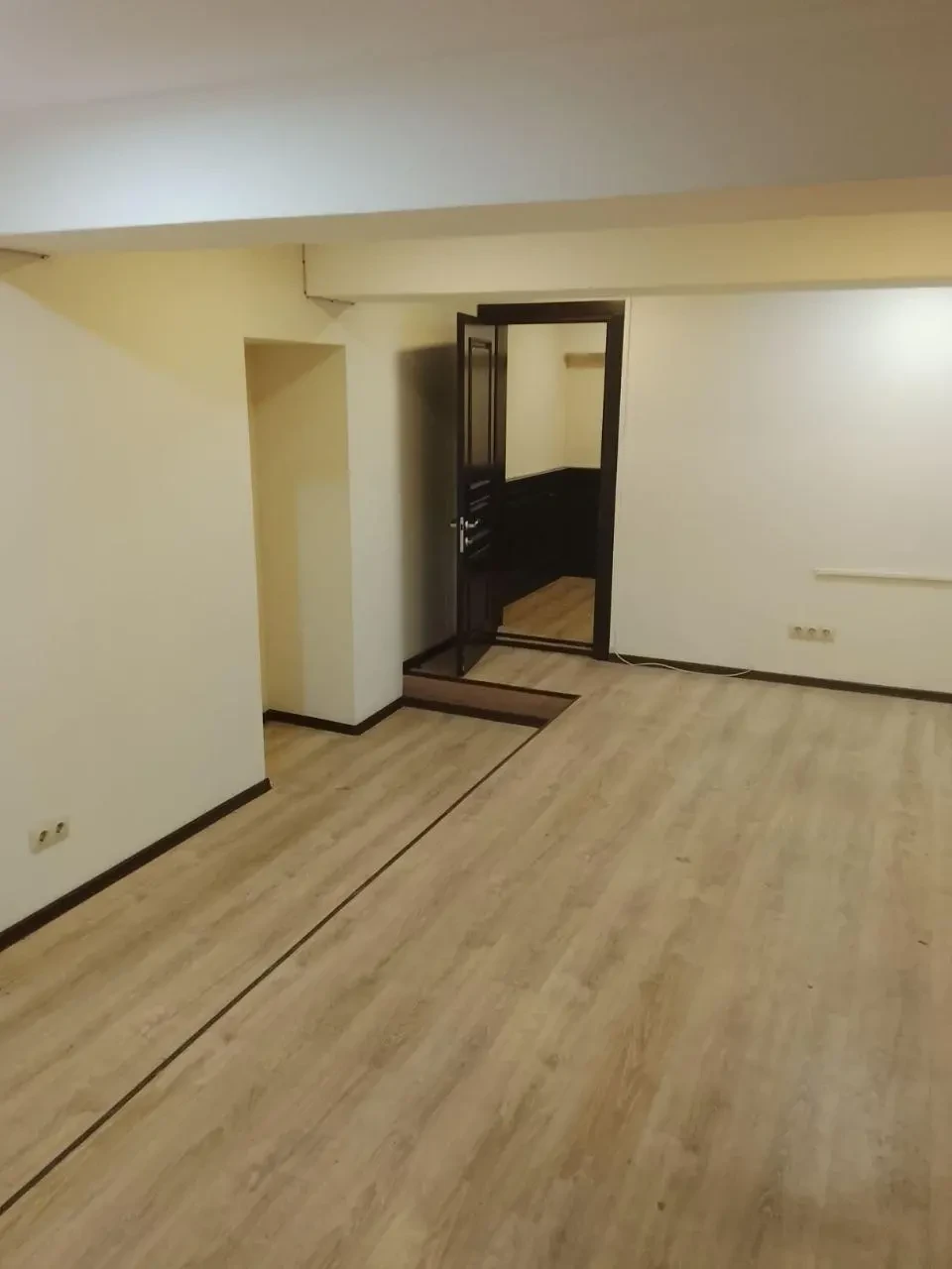 Продаж офісного приміщення в центрі Києва.