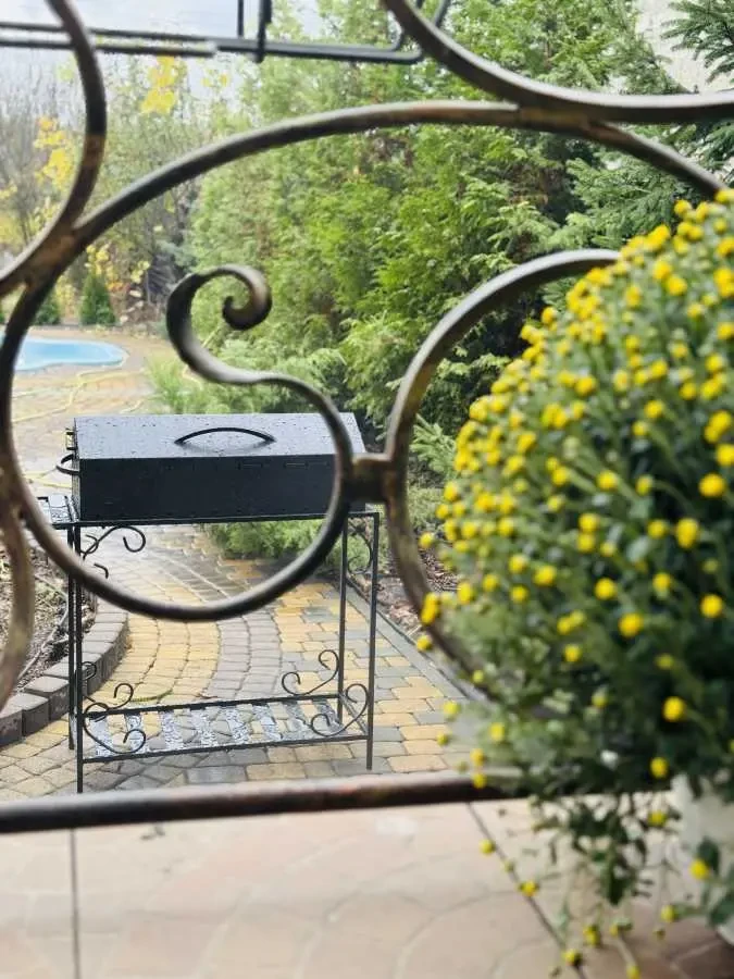 4-к будинок Бучанський, Буча, Грушевського 6