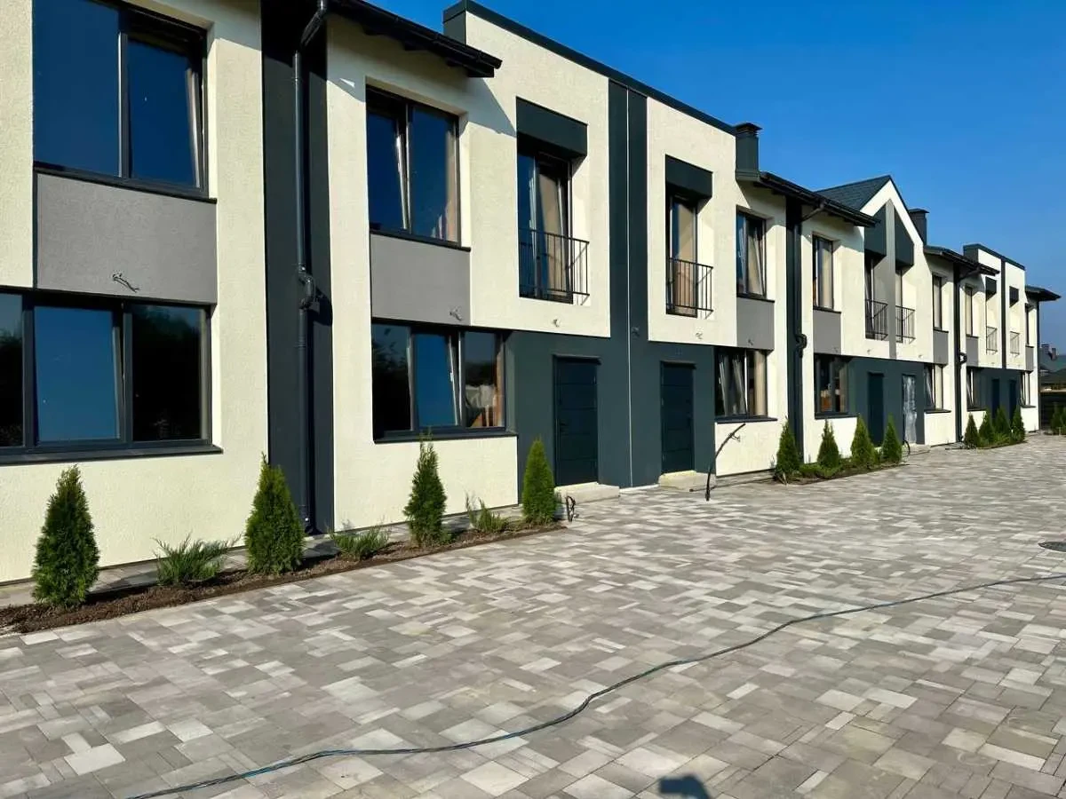 3-к квартира Фастівський, Гатне, Святопетровського 34