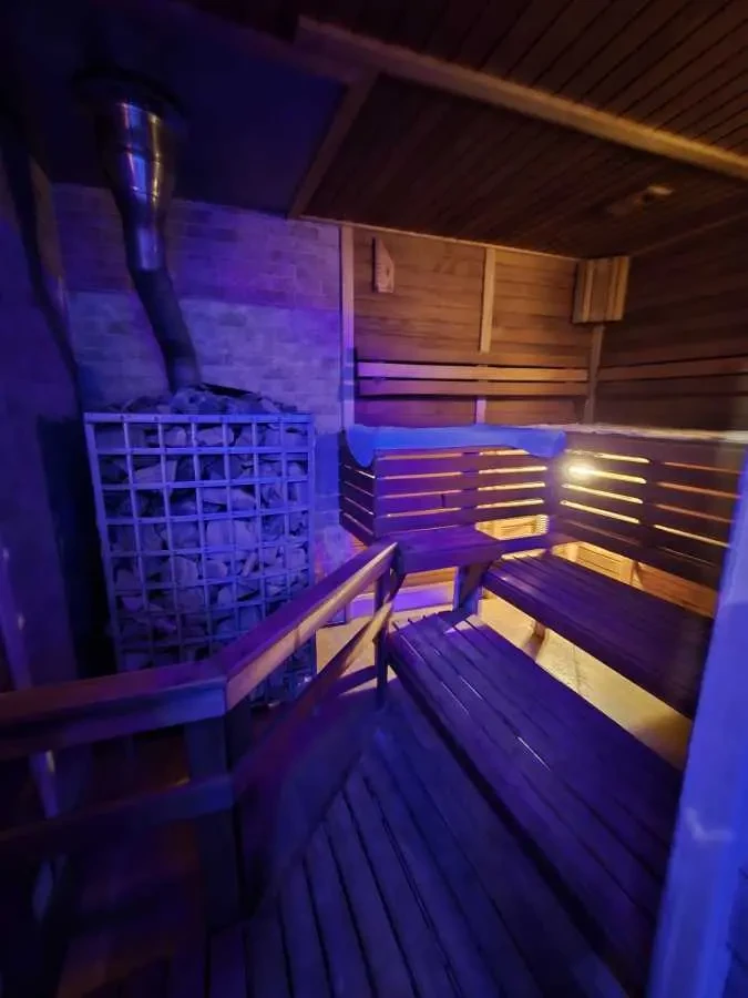 2-к будинок Білоцерківський, Фурси, Підігірна 13